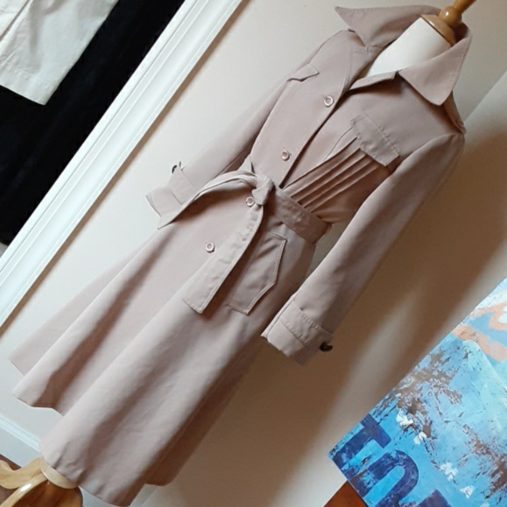 Vintage Forecaster, Lord & Taylor Trench Coat - Picture 2 of 8